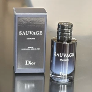 Dior Sauvage Eau Forte Mini, Alcohol-Free - Picture 1 of 3