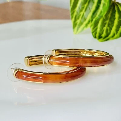 Pendientes Kara Ross Etiqueta Negra por Chico’s Resina Tortuga Tono Dorado Aro Abierto Foto 1 de 4