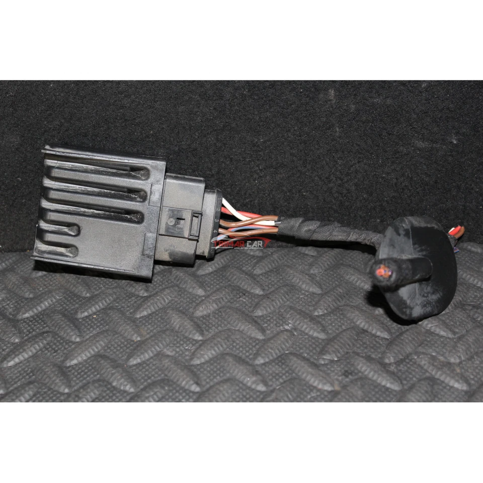 3Q0906121B CENTRALINA POMPA GASOLIO RELè AUDI A3 CABRIOLET (8V7,8VE)(2013 >) 2.0 - Immagine 1 di 3