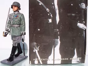 WOW EXTREMADAMENTE RARO King & Country LAH064 Wehrmacht Oficial Montado Marcha-NUEVO EN CAJA - Imagen 1 de 3