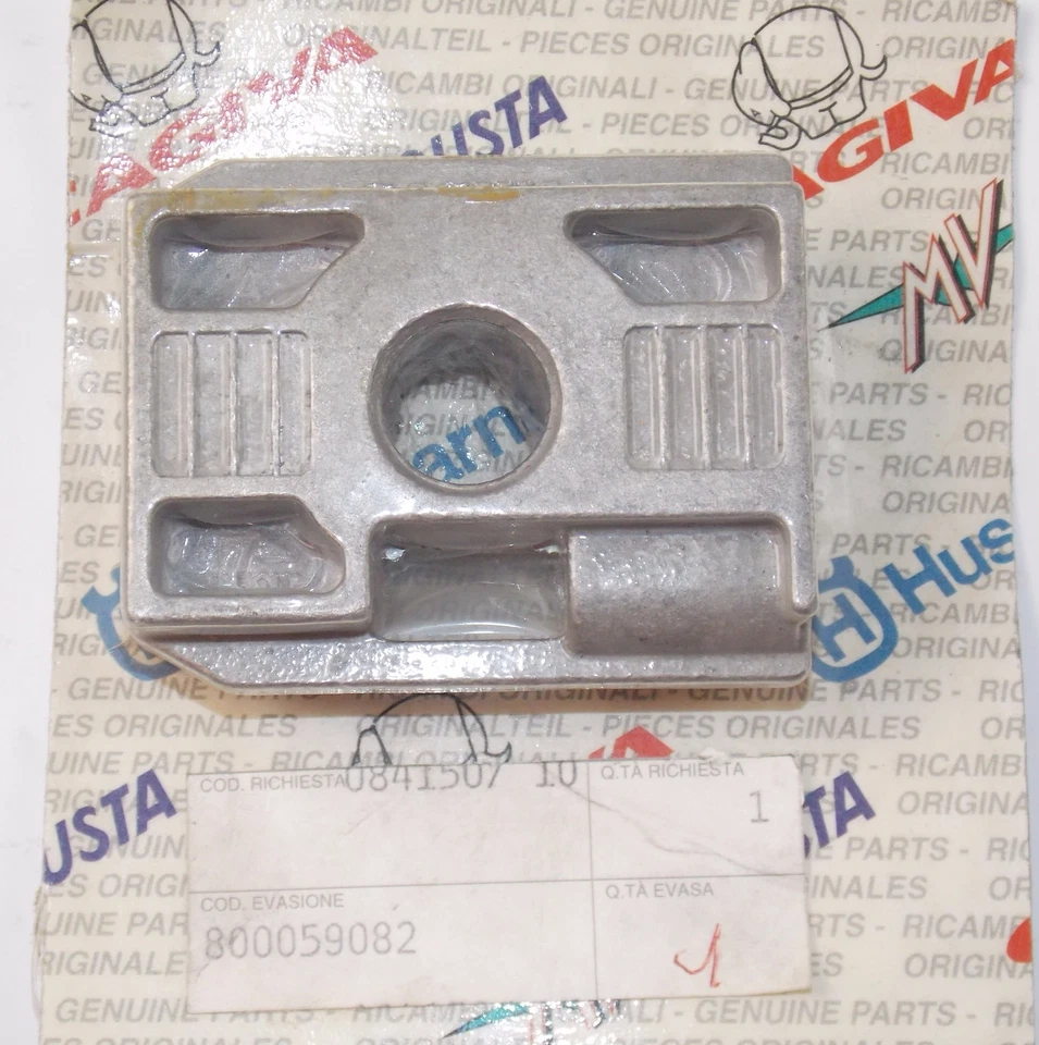 Tensor de transmisión por cadena eje rueda trasera Cagiva River Canyon 500 1996 fabricante de equipos originales 800059082 Foto 1 de 1