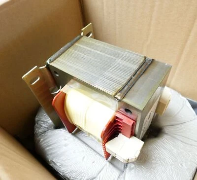 Siemens 4AM5542-5AT10-0FA0 4AM5 542-5AT10-0FA0 0,8/3,4kVA Trafo -unused/OVP- - Bild 1 von 3