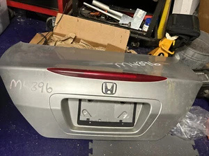 2006-2007 Honda Accord Coupe trunk lid (complete) - Picture 1 of 1
