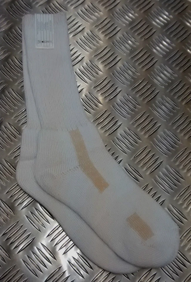 MARKENLOS Original British Army Coolmax Warm Weather Desert Issue Combat Socks lot - NEW