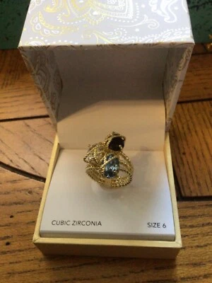 NIB SIZE 6 LADIES GOLDTONE 3 STONE FASHION RING RETAIL$27.50 - Image 1 of 3