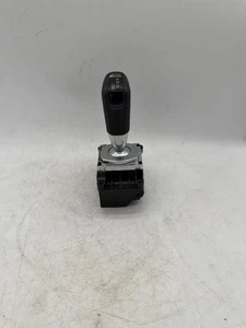 2014-17 RANGE ROVER SPORT AUTOMATIC TRANSMISSION GEAR SHIFTER - Picture 1 of 4