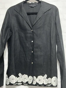 Lafayette 148 New York Bluse mit Knopfleiste und weißem Saum bestickt schwarz  - Bild 1 von 14