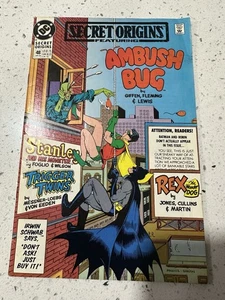 Secret Origins #48 (1990) con Ambush Bug!  Omaggio Adam West & Burt Ward! - Foto 1 di 2