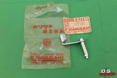 KAWASAKI HIGH LOW SHIFT LEVER C2SS,C2TR,G4TR TRAILBOSS,KV100 NOS#13234-001 - Image 1 of 4