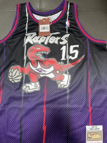 Mitchell & Ness Vince Carter Raptors Size XL NBA Fadeaway Swingman Jersey 1998 Cover