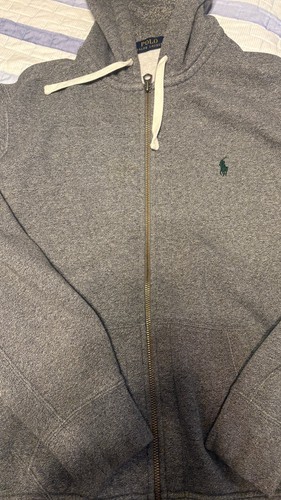 Foto 1 di 6