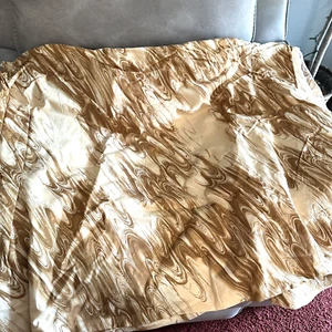 Serene Shadows Hancock Fabrics Cotton Fabric Folded 44x68 Crafts - Picture 1 of 3