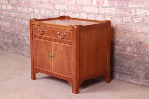 Baker Furniture Georgian Banded Mahogany Bedside Chest Cover