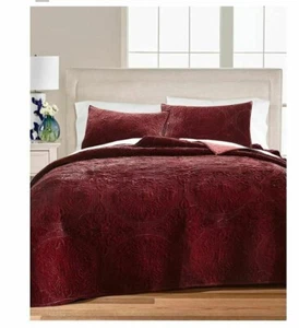 $220 Martha Stewart Collection Tufted Velvet Twin Quilt Red - Picture 1 of 1