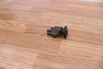 Yamaha Waverunner XLT800 2003 válvula de combustible llave con perilla Foto 1 de 4