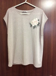 Tu Woman Size 14Gold Sparkle Sleeveless Blouse.Lovely Corsage on Left Shoulder. - Picture 1 of 5