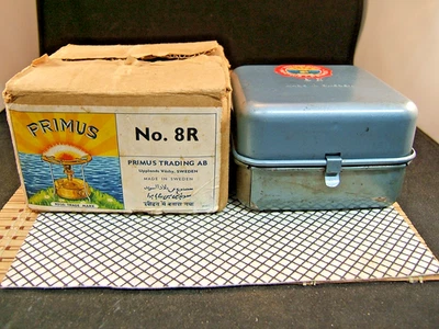 PRIMUS NO. 8R SWEDEN MADE VINTAGE SINGLE BURNER GASOLINE BACKPACKING COOK STOVE - Image 1 of 4