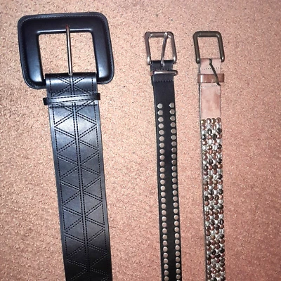 Drei  GÜRTEL  MIT  DORNSCHNALLE UND VIELEN NIETEN, NEU auch einzeln abzugeben - Bild 1 von 4