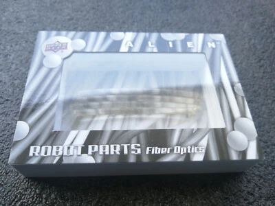 2017 Upper Deck Alien Movie Robot Parts Chase Card - #R2 Fibre Optics NrMt-Mt - Image 1 of 3