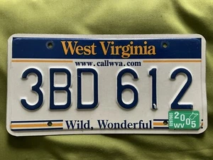 BONITA PLACA DE COCHE WEST VIRGINIA WILD 2005 CADUCADA, MARAVILLOSA MATRÍCULA AUTOMÁTICA 3BD 612 - Imagen 1 de 2