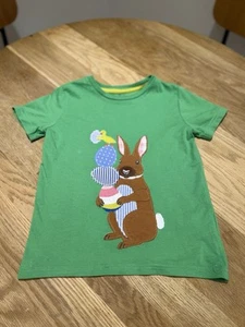 Boden Boys Green Rabbit Easter Bunny Short Sleeve T-shirt Top 5-6 Yrs Used - Picture 1 of 5