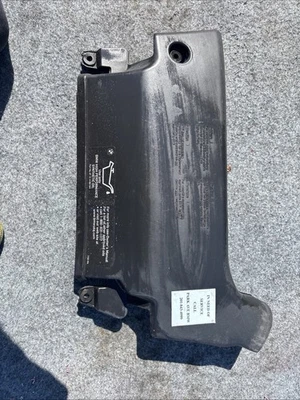  01-06 BMW E46 325i 325ci 330i 330ci 330xi tampa superior do radiador duto de ar fabricante de equipamento original - Imagem 1 de 4