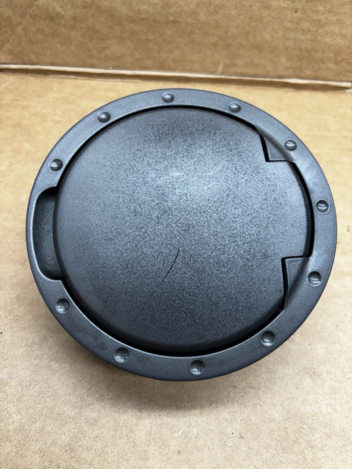 Conjunto de tapa de llenado del tanque de gasolina Mitsubishi Eclipse 2000-2005 Foto 1 de 4