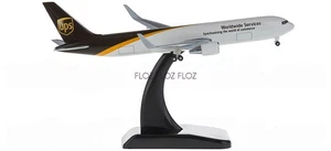 Modelo preconstruido para avión Boeing 767-300 de carga 1:400 para Hogan para UPS - Imagen 1 de 4