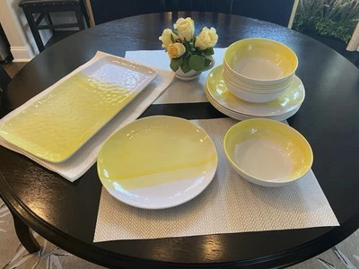 6 Place Setting +Server + More -Yellow  & White Pattern Melamine Rachel Ray Used - Image 1 of 4
