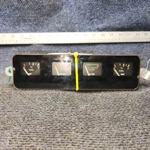 0513144-13 | Cessna 172E | Conjunto de medidor de racimo - Imagen 1 de 9