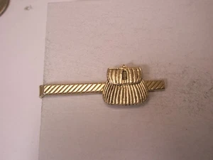 Fishing Creel Wicker Basket Vintage SMALL Tie Bar Clip - Picture 1 of 6