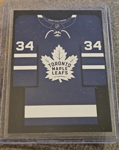 2024-25 Upper Deck Credentials Arena Giveaways Jerseys Auston Matthews/500  - Picture 1 of 2