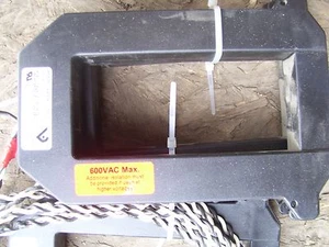 VERIS SPLIT CORE CURRENT TRANSFORMER MODEL H6812-2400A-.3V - Picture 1 of 2