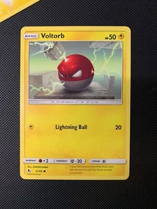 MINT/NM Pokémon TCG Voltorb Hidden Fates 21/68 Regular Common - Picture 1 of 2