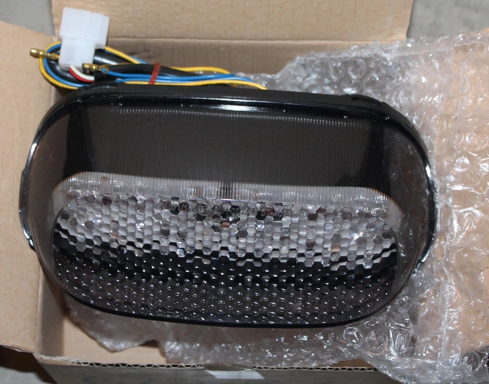 RUMBLE CONCEPT LED LUZ TRASERA INTEGRADA HUMO KAWASAKI ZZR 600 1100 1200 ALL Foto 1 de 2