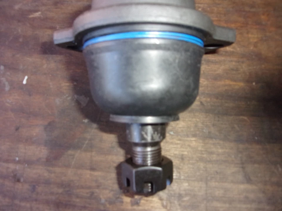 HUMVEE HUMMER H1 7/16 LOWER BALL JOINT - Image 1 of 1
