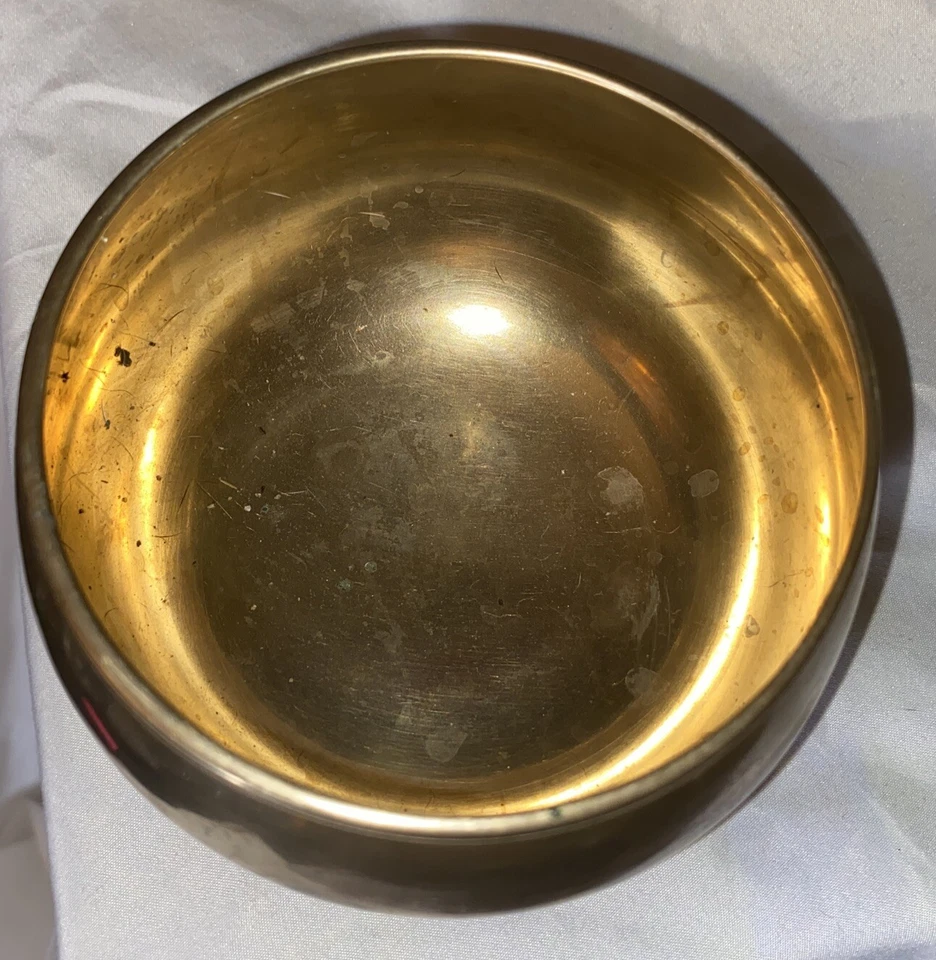 Beautiful Deep Antique Chinese Brass Temple Marked Ceremonial Singing Bowl - Image 1 of 4