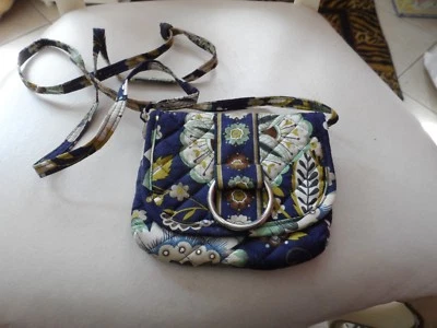 Stephanie Dawn pequeño hipster en azul y verde floral Foto 1 de 4