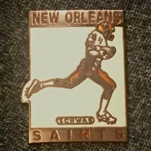 Pin de solapa de los New Orleans Saints ~ Patrocinador de la NFL ~ 1989 ~ Charles Schwab ~ Fútbol americano - Imagen 1 de 3