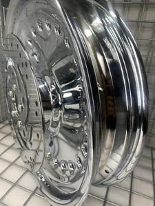 Rueda delantera Harley Softail Fat Boy cromada personalizada OEM 2008-17 intercambio FLSTF - Imagen 1 de 9