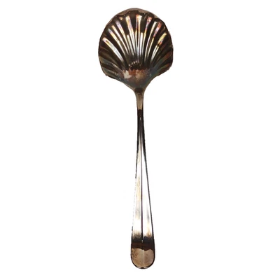 VTG International Silver Co. Berry Spoon 10" Scalloped Serving Utensil 991-0695 - Изображение 1 из 4