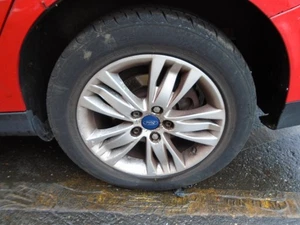 13 FORD FOCUS MK3 TDCI ESTATE NEARSIDE REAR HUB & BEARING 10-19 BREAKING CAR - Picture 1 of 3