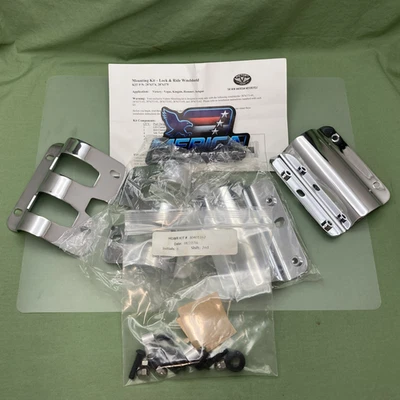 New Genuine Victory 2876374 Lock & Ride Windscreen Mounting Brackets Foto 1 de 4