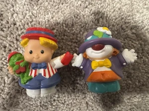 Fisher Price Little People Carnival Eddie and Clown Figure - Picture 1 of 2