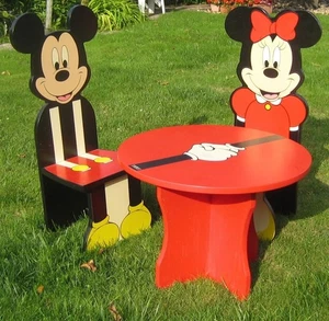 DISNEY MICKEY+MINNIE KINDER-SITZGRUPPE:TISCH+2STÜHLE,CHAIRMWN B.V. GEBRAUCHT,RAR - Bild 1 von 11