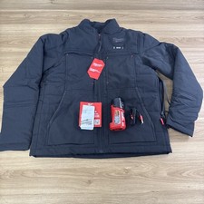 Milwaukee Women's Medium M12 Cordless AXIS Black Heated Jacket Kit F102B-21M