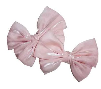 Pink shimmer chiffon TWO 4" hair bows with alligator clip Foto 1 de 2