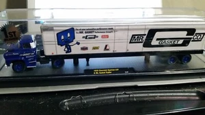 M2 Machines Auto-Haulers 1958 Chevrolet Spartan LCF & Mr Gasket Trailer - Picture 1 of 4