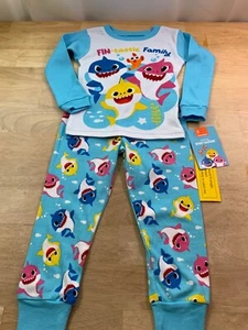 Neu Jungen/Kleinkind Nickelodeon PJ Set Baby Hai sagt Fin-tastic Familie Gr. 3T* - Bild 1 von 4