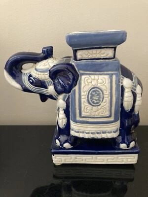 Estatua de jardín/soporte planta elefante azul y blanco Chinoiserie vintage Foto 1 de 4